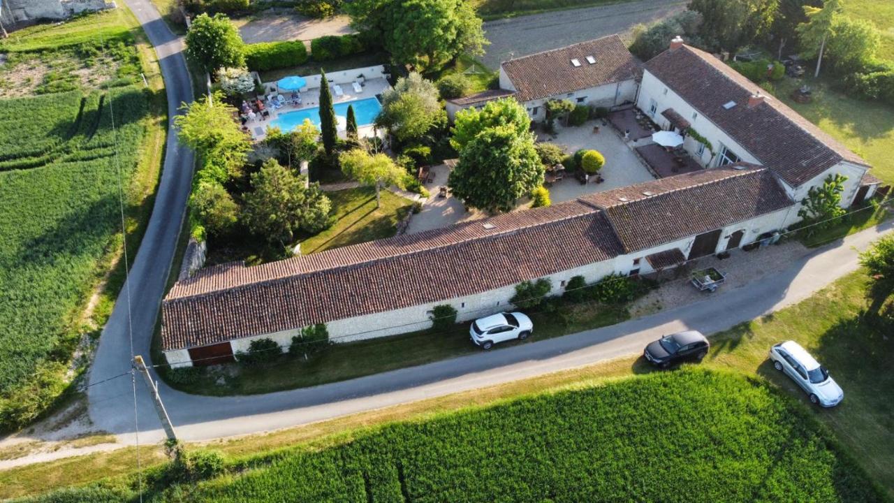 Les Coindries Villa Faye-la-Vineuse Dış mekan fotoğraf
